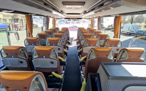 Autobusu noma SETRA S 517 HDH